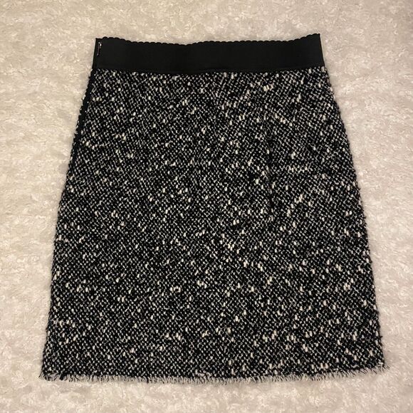 Dolce & Gabbana Tweed Pattern Knee Length Black and White Pencil Skirt Italy - Picture 1 of 9